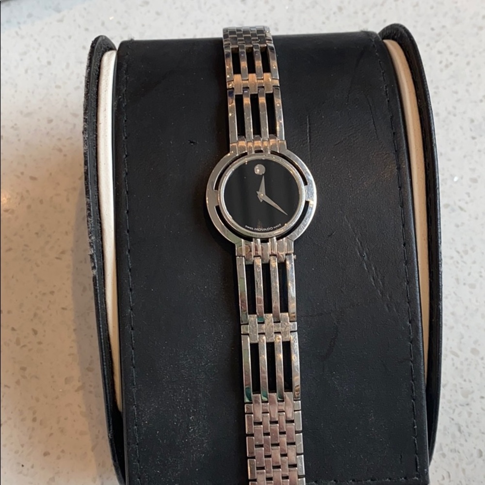 Movado Esperanza